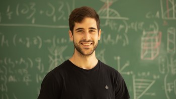 Electronic Structure and Ordering in Quantum Materials