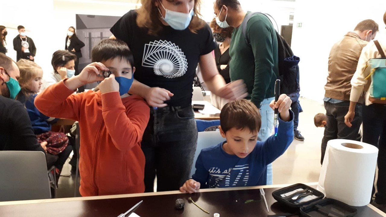 Scale your world and discover quantum physics at Naukas Kids Scale your world and discover quantum physics at Naukas Kids