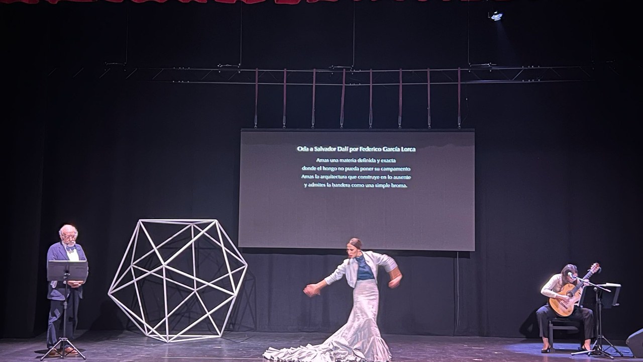 Cristalization of dance Cristalization of dance