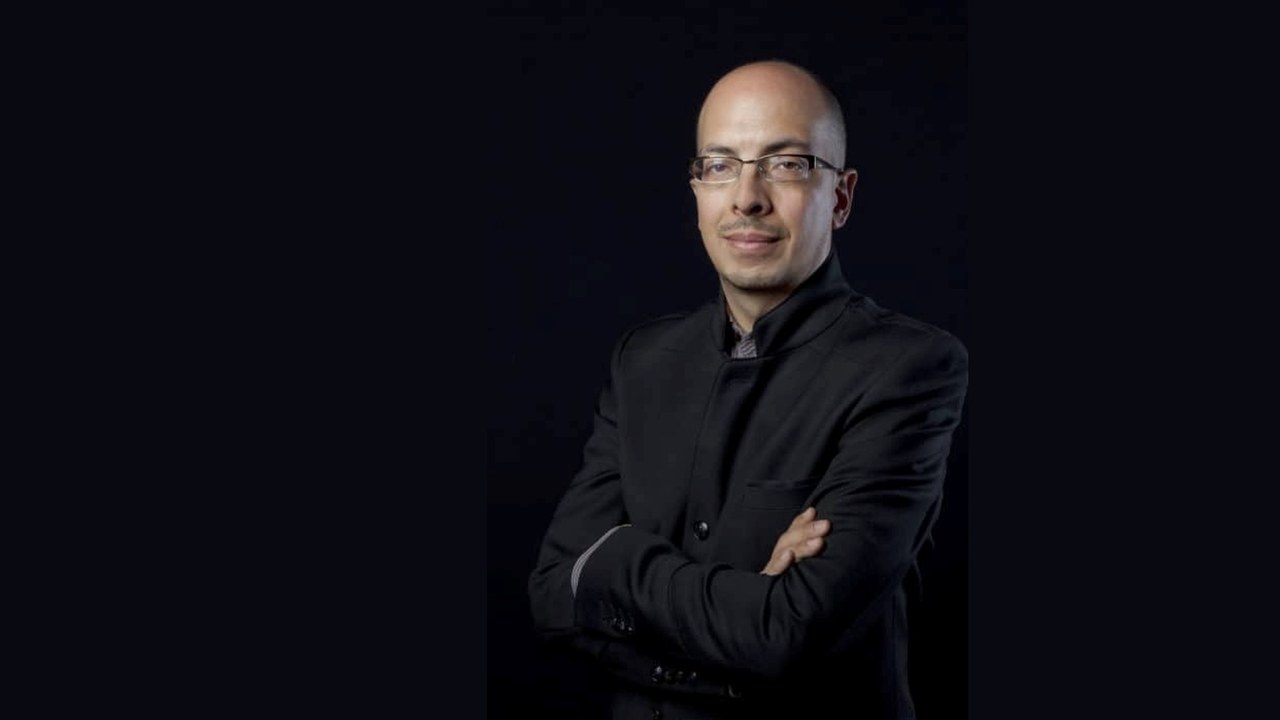 Conference by Jorge Volpi, "Inventando futuros. Los cruces de la imaginación científica y la imaginación artística"