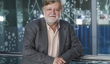 Maciej Lewenstein: The coming decades of quantum simulators