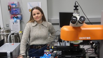 PhD thesis defense: Engineering magnetic and optical properties in layered hybrid organic-inorganic metal-halide perovskites