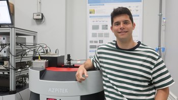PhD thesis defense. Non-linear transport in chiral Tellurium: from fundamentals to applications