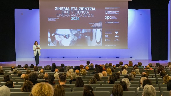The septh edition of Cinema and Science cycle breaks attendance record