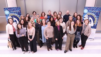 Emakumeak Zientzian, hamarkada bat sareak josten